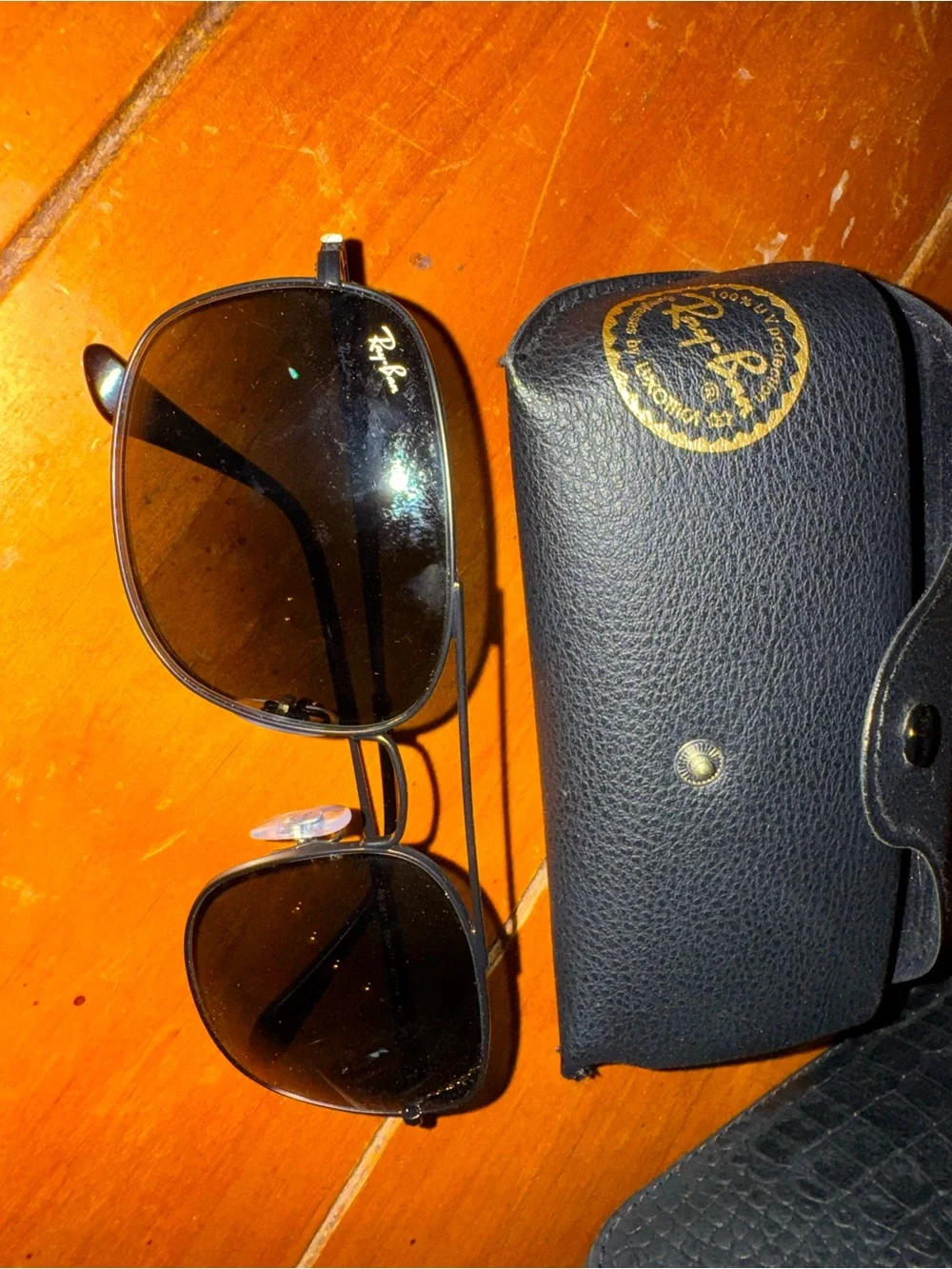 Ray-Ban Black Metal Aviator Sunglasses with Black Case